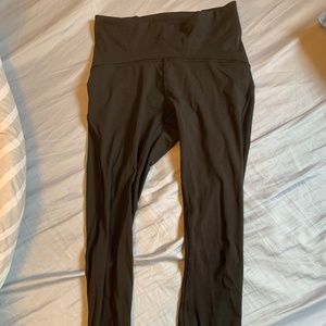 Train Times 7/8 length, black